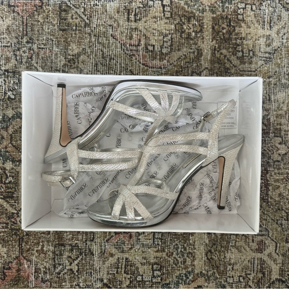 Caparros Silver Heels - Picture 5 of 6